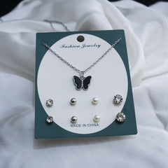 Jewelry set with butterfly pendant