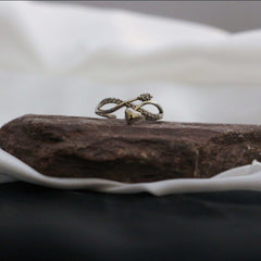  ring with heart and infinity desing