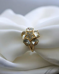  ring with gemstones